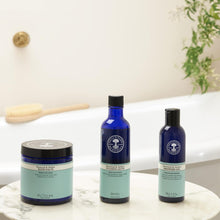 Neal's Yard Remedies  Seaweed & Arnica Bath Salts  Bath & Body Gifts for Women  Mineral-rich Sea Salt with Extracts of Seaweed & Arnica for a Therapeutic Bath  350g