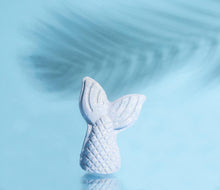 Holler and Glow Mermaid to Be, Mermaid Tail Shaped Bath Fizzer