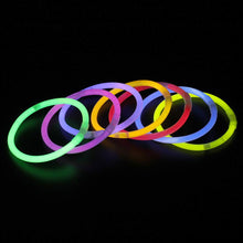 100pcs Premium 8 Inch Glow Sticks With Connectors To Make Neon Necklace Wrist Band Bracelets, Party Favours, Party Bag Fillers for Kids - Party Accessories, Long-lasting Glow Sticks for Children