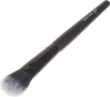 e.l.f. Putty Blush Brush, Vegan Makeup Tool, Flawlessly Applies Putty & Cream Formulas, Creates Airbrushed Effect