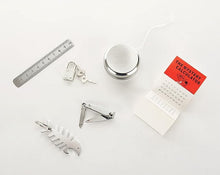 Traditional Tartan checked paper Christmas crackers pack of six