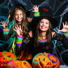 DELEE 100PCS Glow Sticks,Glow Sticks Party Packs Neon Glow Stick Bracelets,Glow Necklaces for Kids Adults, Perfect for Weddings,Parties,Festivals,Halloween,Christmas - Glow in the Dark Party Supplies
