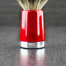 Haryali London Hand Assembled in Red Handle Black Badger Hair