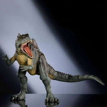 Mattel Jurassic World Dominion Hammond Collection Giganotosaurus Dinosaur Figure, 21 Articulations, Glass Eyes, Wired Tail & Posable Tongue, HXF57