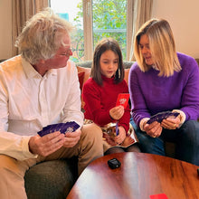 CRACK LIST I Family game I Card Game I 2-8 players I Board Game for Kids 10+ and Adults I 30 minutes Playing Time I Party Game for Family and Friends I English