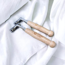 Natural Bamboo Razor with Replaceable Blades (2)