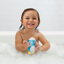 Munchkin Wind Up Swimming Penguing Scuba Buddy Bath Toy  Fun & Interactive Bath Toys for Children and Toddlers  Baby Essentials  Penguin
