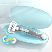 Gillette Venus Extra Smooth Women's Razor + 1 Razor Blade Refill, & Travel Case, Gift Set Ideas for Her/Mum, Platinum