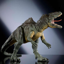 Mattel Jurassic World Dominion Hammond Collection Giganotosaurus Dinosaur Figure, 21 Articulations, Glass Eyes, Wired Tail & Posable Tongue, HXF57