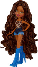 Bratz Goin' Out! Doll - Sasha - 1 Collectible Fashion Doll with Accessories, Comes With an Outfit, a Purse, a Pair of Sunglasses, and a Brush - Kids Toy - Great for Ages 6 and Older