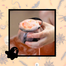 Happy Halloween Spooky Orange Spider Scary Witches Bubbling Cauldron Bath Bomb Fizzer. Handmade in UK. Horror Bubbling Bathbomb Bath Fun