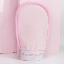 Brushworks Tan Removal Mitt