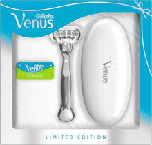 Gillette Venus Extra Smooth Women's Razor + 1 Razor Blade Refill, & Travel Case, Gift Set Ideas for Her/Mum, Platinum