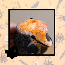 Happy Halloween Spooky Orange Spider Scary Witches Bubbling Cauldron Bath Bomb Fizzer. Handmade in UK. Horror Bubbling Bathbomb Bath Fun