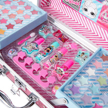 L.O.L. Surprise Train Case - Makeup Set for Kids - Trendy and Colourful Train Case with Makeup for Girls, Manicure Kit and Accessories - Gift for Girls