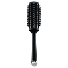 ghd Air Kit (ghd Diffuser and Size 3 Ceramic Brush) (Worth £137.45)