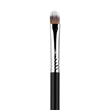 Sigma Beauty F70 - Concealer Brush