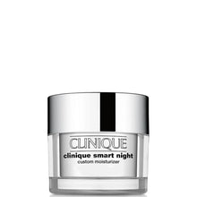 Clinique Smart Night Custom Repair Moisturiser - Dry to Combination Skin - 50ml