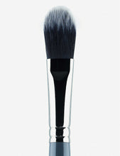 0.16 My Smoothing Concealer brush