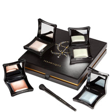 Illamasqua Beyond Powder Vault (Worth £162.00)