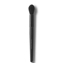 bareMinerals Diffused Highlighter Brush