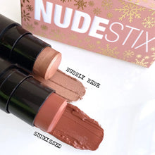 NUDESTIX Glowy Nude Skin Set (Worth £56.00)