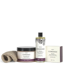 Cowshed Awake Bathing Ritual Kit