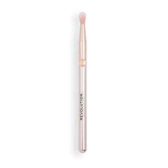 Makeup Revolution Create Fluffy Eye Brush R2