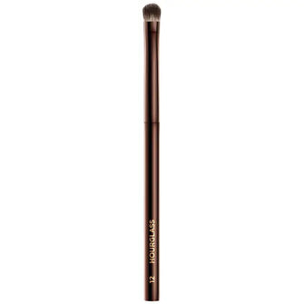 Hourglass Beveled Shadow Brush