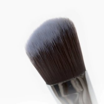 Nanshy Foundation Brush - Pearlescent White