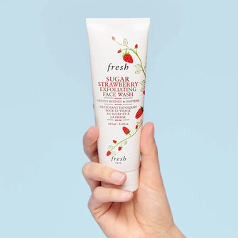 Fresh Sugar Strawberry Exfoliating Face Wash (Various Sizes)