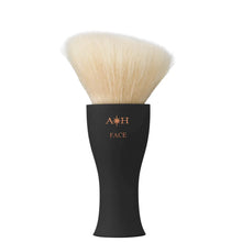 Amanda Harrington The Face Lifter Brush