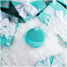 FOREO LUNA Play Plus 2 (Various Shades)