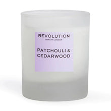 Makeup Revolution Patchouli & Cedarwood Scented Candle