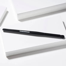 Tweezerman Shaping Round Brow Brush