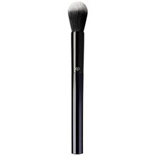 Cl de Peau Beaut Powder and Crme Brush