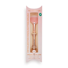 Makeup Revolution Create Full Coverage Foundation Brush R26