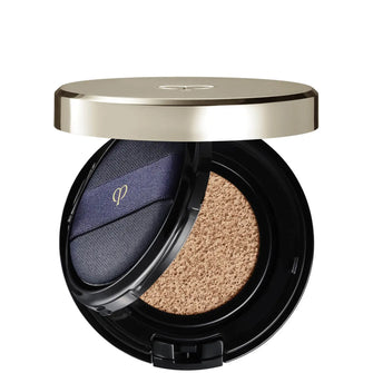 Cl de Peau Beaut Radiant Cushion Foundation (Various Shades)