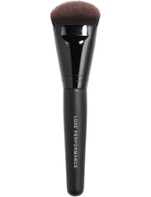 Performance Foundation Brush