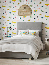 Harlequin Garden Friends Wallpaper, HLTF112635