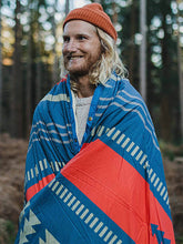 Passenger Nomadics Blanket, Navy/Red