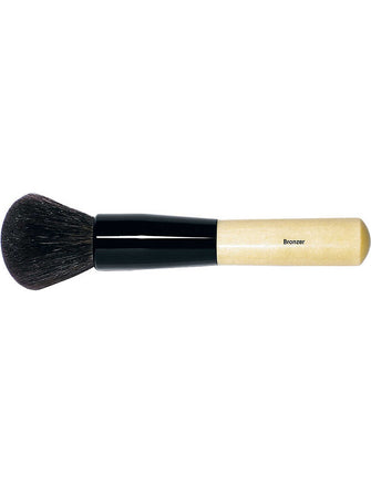 Bronzer brush