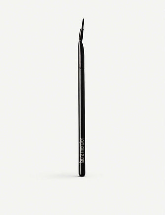 Angled eyeliner brush