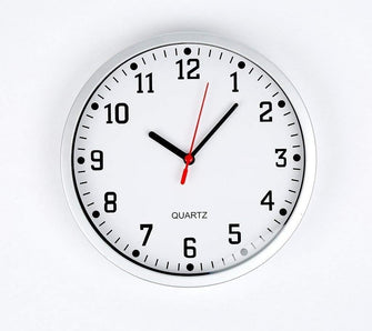 REAL ACCESSORIES Large Silver Round Stylish Modern Wall Clock. Easy Readable Big Numbers. Ideal for Any Room in Home Dining Room Kitchen Office School Size : 23cm / 9"