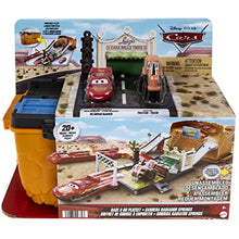 Disney and Pixar Cars Racing Excitement Storage Boxed Game Set, 1pcs Lightning McQueen Tool and more than 20 pieces that contain 1 attractive, 3 different installations, 4 and above