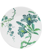 Chinoiserie white plate 18cm