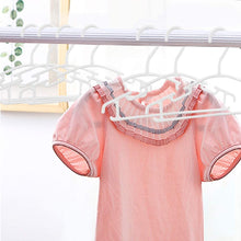 BabyHangers40PackBabyCoatHangerBabyHangerforClothesChildrensCoatHangerBabyClothesHangersKidsHangersWhitePlasticClothesHangers