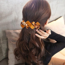 Beautiful Lines Simple Retro Classic Large Snap Barrettes Large Acrylic Snap Hair Clips Simple Retro Classic Hair Accessories for Women Hair Accessories