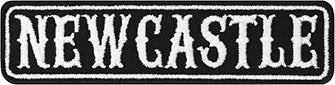 EXPRESS-STICKEREI Motorcycle Jacket Sew-On Newcastle Sticker Biker Patch for Sewing/Ironing On | Newcastle Insignia Trellis Patch for All Fabrics | Motorcycle Applique | 100 x 25 mm