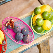 Talking Tables 6 Pack Reusable Plastic Colourful Food Baskets for Hotdogs, Burgers, Fries, Sweets, Crisps, Snacks  Movie Nights, Kids Birthday Party Picnics, Tropical BBQ, Summer Garden Festival